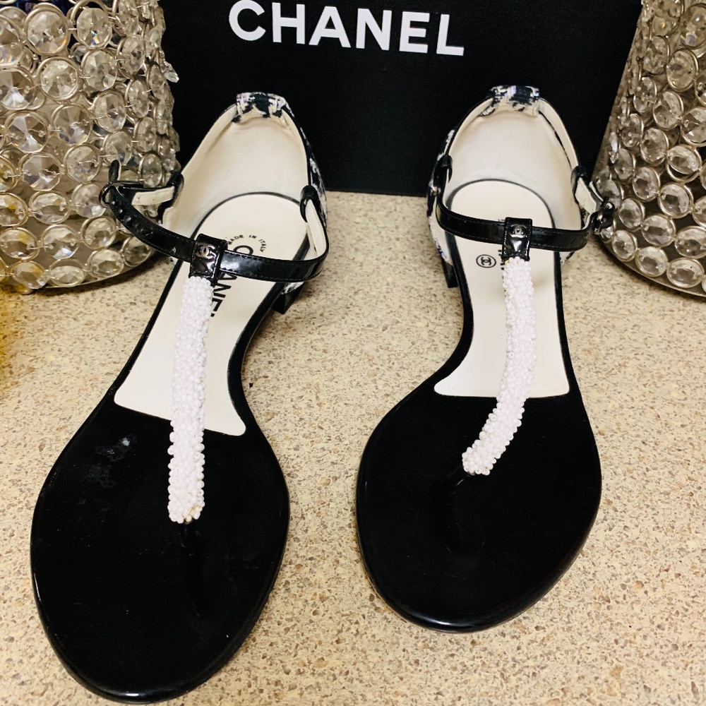 💯 Chanel Tweed T-straps Sandals